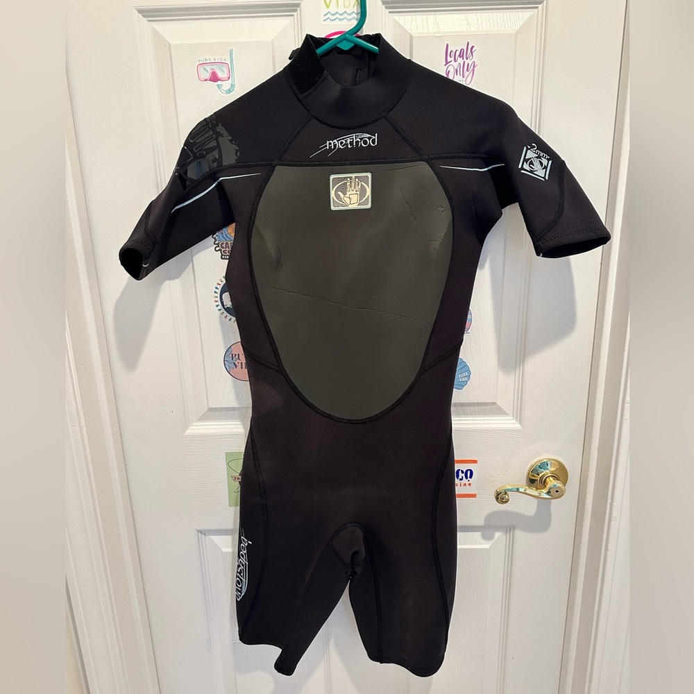 Body Glove - Women’s Black Wetsuit